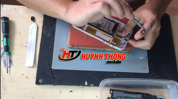 thay màn hình Note 2 tại Mỹ Tho